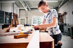 Handwerksberufe austesten können Schüler in der Offenen Werkstatt in Riesa.
