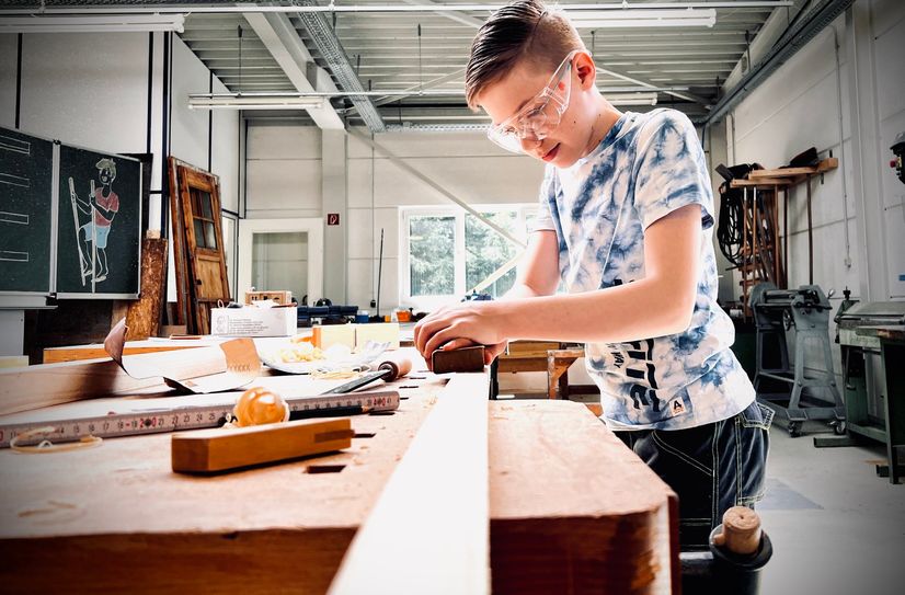 Handwerksberufe austesten können Schüler in der Offenen Werkstatt in Riesa. Foto: KHS