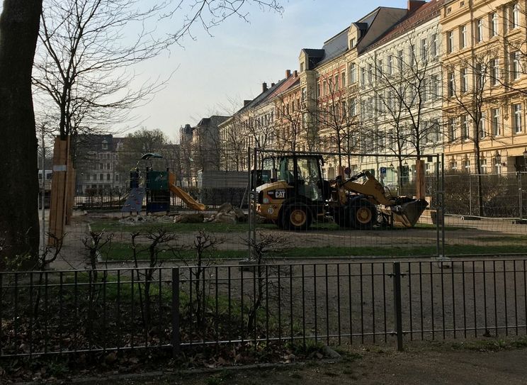 Der Spielplatz wird ausgebaut und steht Eltern und Kindern deshalb  in den nächsten Wochen nicht zur Verfügung. Foto: Keil