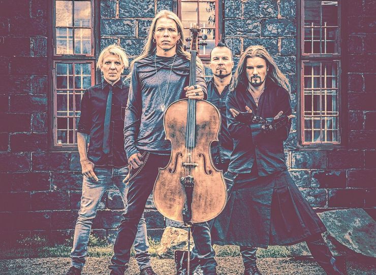 Die Band »Apocalyptica« soll im Namen der »Cellomania« die Bühne einheizen.