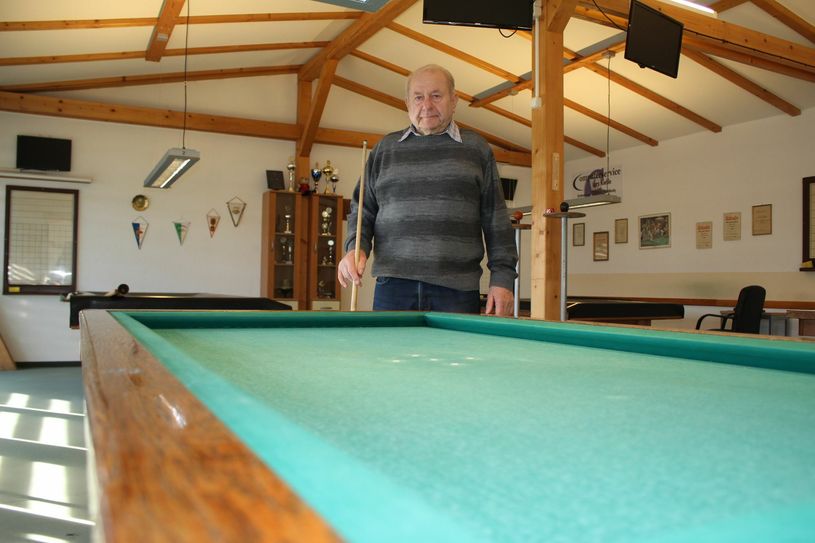 Werner Kernchen leitet die Abteilung Billard beim TSV. Foto: T. Keil