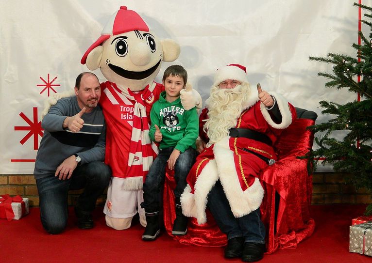 Natürlich wird auch FCE-Maskottchen Lauzi beim Weihnachtsmarkt am Stand von Energie vorbeischauen. Foto: Verein