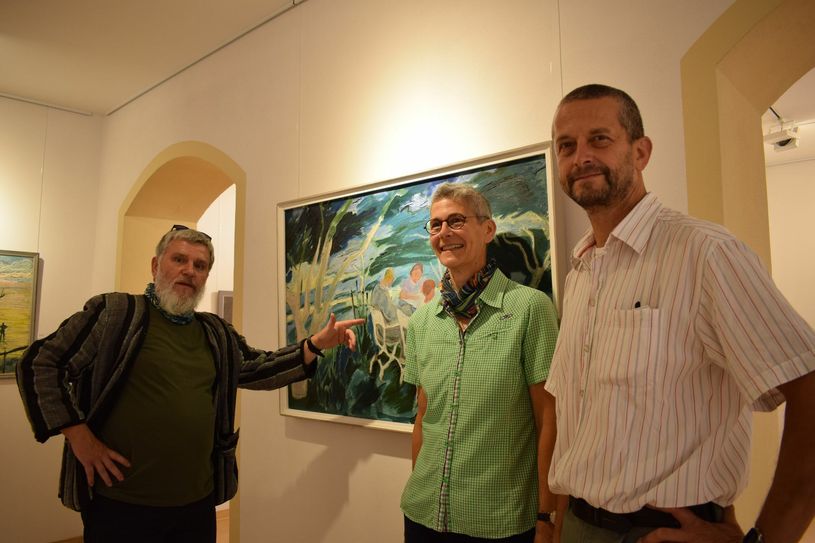 Kurator Falk Nützsche erklärt den Enkeln von Carl-Lohse die Werke ihres Großvaters. Die nachfolgenden Bilder sind einige Auszüge aus der Sonderausstellung. Foto: Sandro Paufler