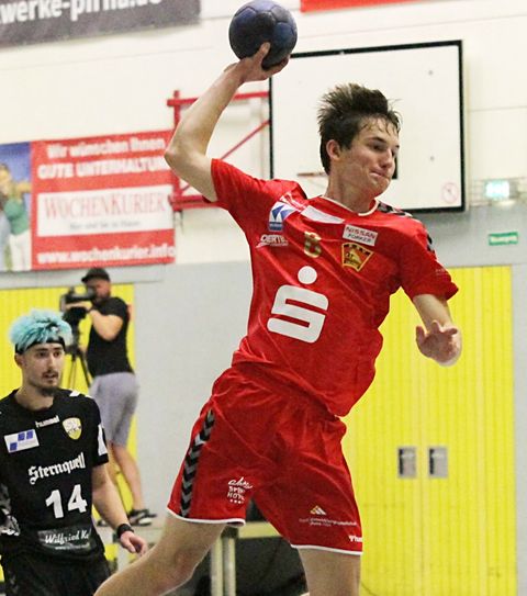 Linksaußen Marian Bergmann traf viermal für die Lok.                          Foto: Hatzi
