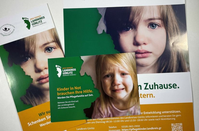 Der Kreis sucht Pflegefamilien. Mit neuen Flyern und Plakaten will man auf die wichtige Aufgabe aufmerksam machen.