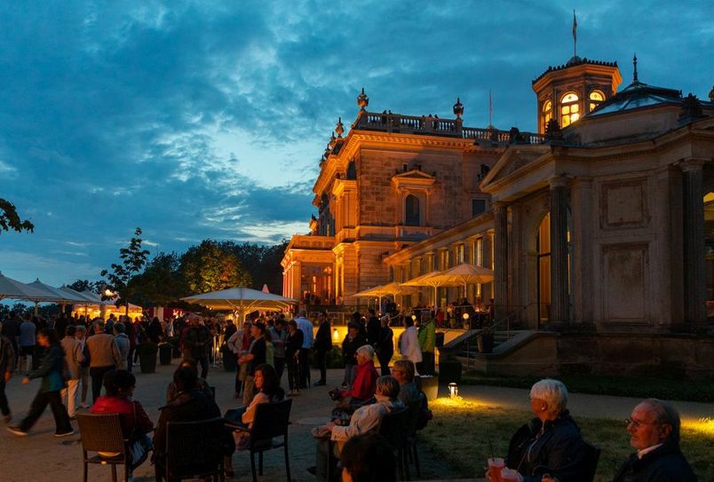 Blaue Stunde am Lingnerschloss. Foto: D. Bahrmann