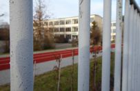 Das Neueste an der 3. Grundschule ist die laufbahn auf dem Schulhof.