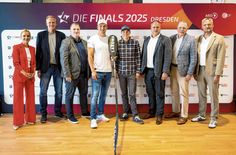 ZDF-Moderatorin Katja Streso, Stefan Baur (ZDF-Programmchef), Axel Balkausky (ARD-Sportkoordinator), Tom Liebscher-Lucz (Kanu-Olympiasieger 2024), Lasse Rührs (Triathlon-Olympiasieger 2024), Oberbürgermeister Dirk Hilbert, Jörg Brokamp (Sprecher Spitzensportverbände) und Hagen Boßdorf (Geschäftsführer Finals, v.l.n.r.) fiebern den Finals 2025 in Dresden entgegen.