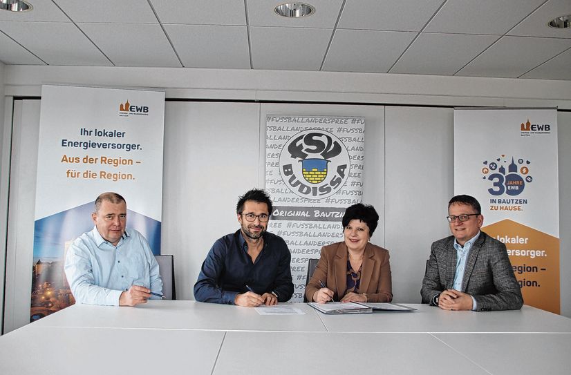 FSV Budissa Bautzen und die EWB verlängern ihre erfolgreiche Zusammenarbeit.
