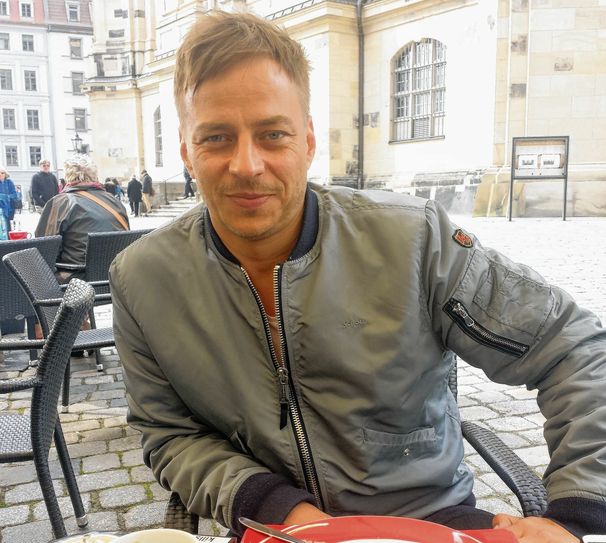 Tom Wlaschiha ist ein gebürtiger Sachse, kam nahe Dresden zur Welt und wurde durch GoT berühmt. Foto: Jancke