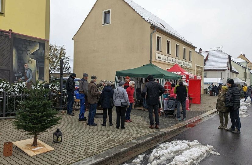 Große Besucherresonanz bei der Gröbaer Lichterzeit 2022.