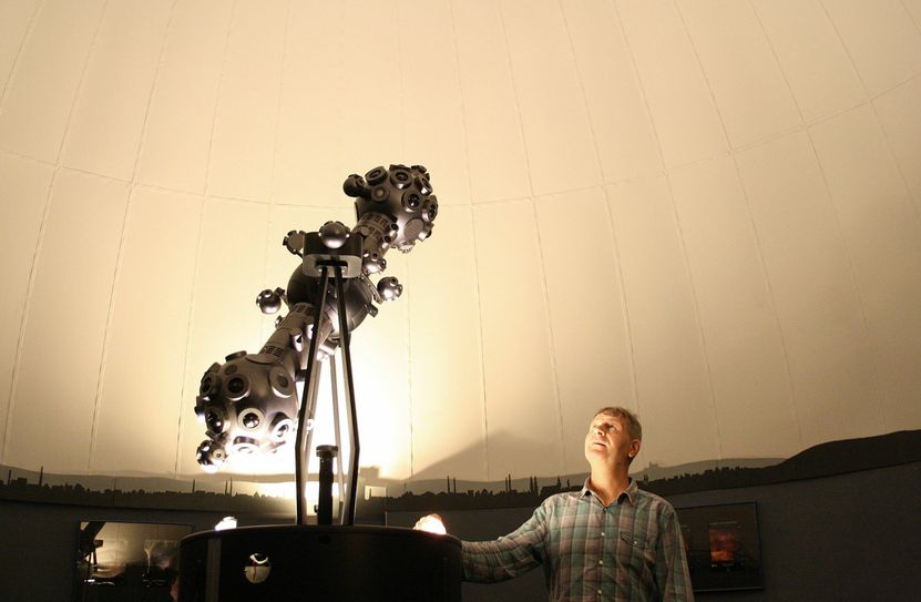 Ulf Peschel und sein Team haben für den Astronomietag ein umfangreiches Programm organisiert.        Foto: Archiv