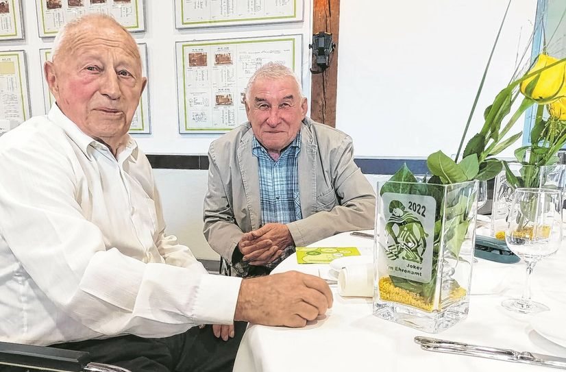 "Joker im Ehrenamt": Leichtathletik Ur-Gestein Gunter Engelbrecht und Erfolgstrainer Horst Böhnisch.