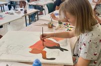 Viersprachige Ausstellung »Europäische Fabelwesen« anlässlich des Europamonats Mai.