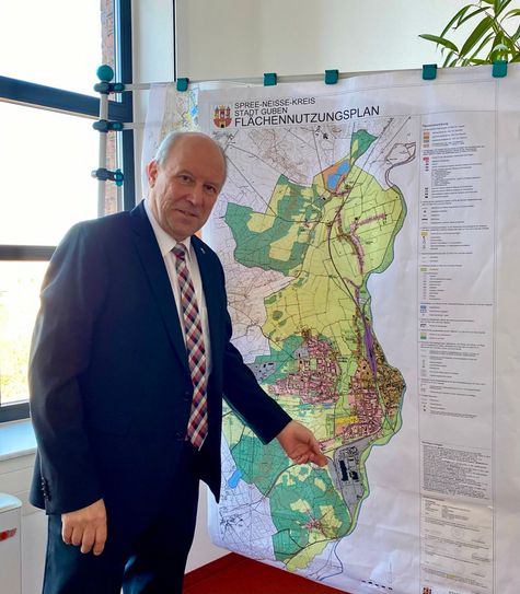 Fred Mahro ist zuversichtlich, was die geplante Erweiterung des Industrieparks in Guben und den Strukturwandel in der Lausitz betrifft: »Die Voraussetzungen sind da.« Foto: Simons