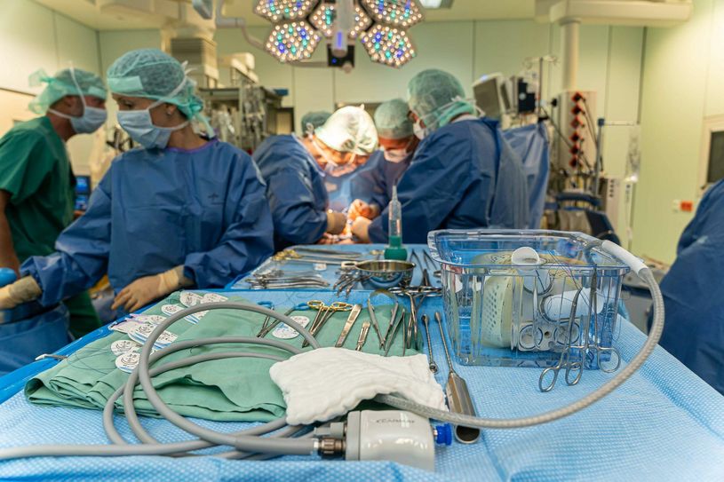 Die Operation dauerte knapp fünf Stunden. Foto: Volker Schmidt