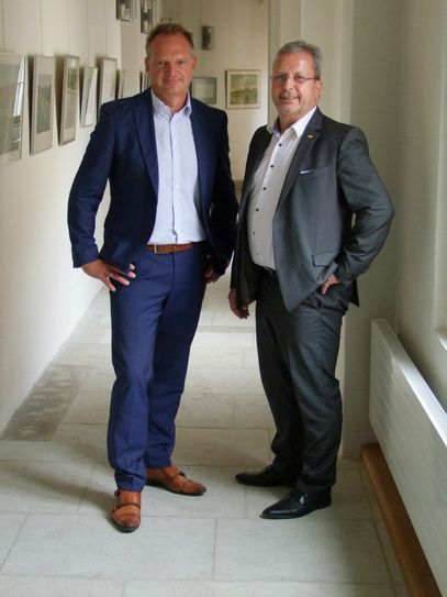 Führungswechsel in der Radeberger Exportbrauerei: Neuer Geschäftsführer wird ab 1. Dezember Olaf Plaumann (l.). Er löst Axel Frech ab, der in den Ruhestand geht.