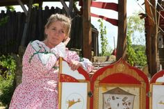 Kerstin Otto, die beste Märchenerzählerin Deutschlands, ist in der Erlebniswelt Steinreich zu Gast. Foto: PR