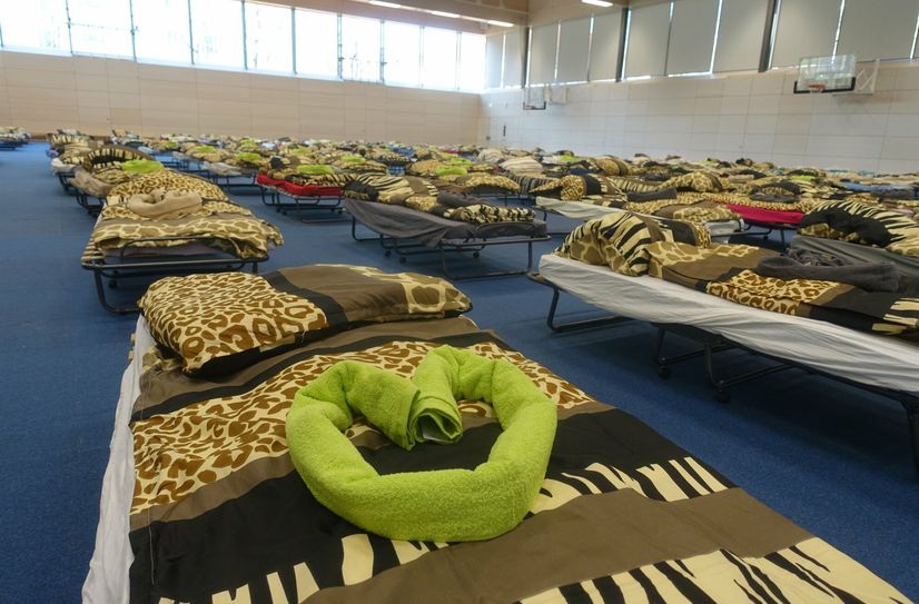 Flüchtlingsnotunterkünfte