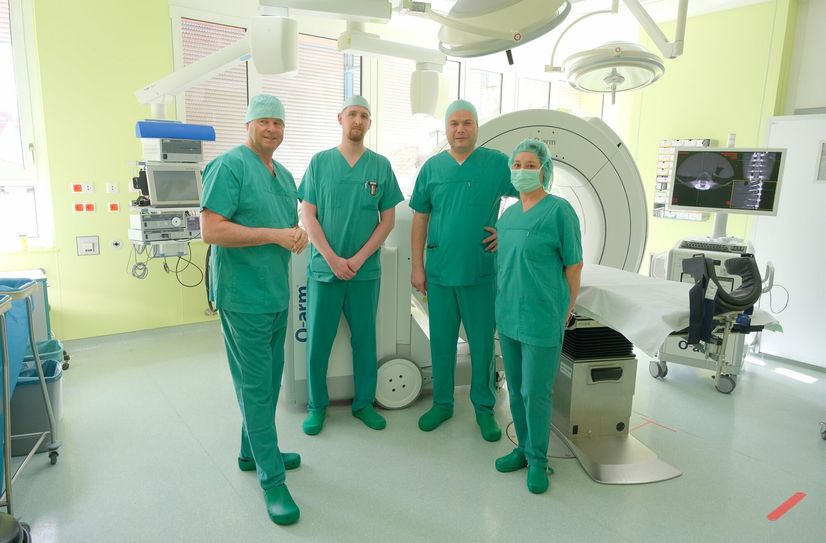 Rundgang im OP: Christian Görke, Denis Ziller, Andreas Mogwitz und Cornelia Meißner (v.l.).