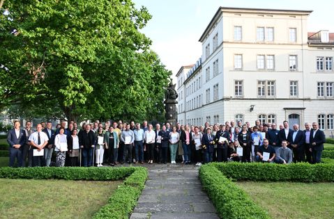 Feierliche Übergabe der Zuwendungsbescheide auf Schloss Sonnenstein.