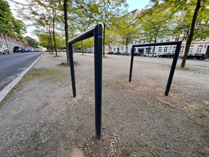 Fahrradbügel am Lutherplatz.