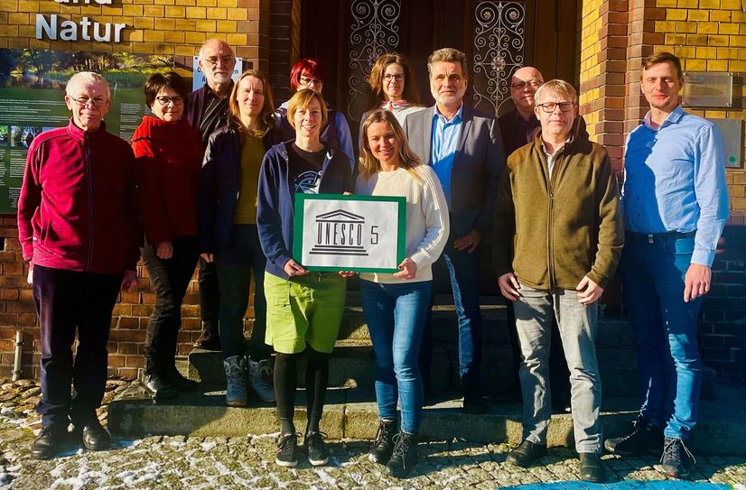 Die Projektpartner von UNESCO 5 beim Auftakttreffen am Sitz des UNESCO-Biosphärenreservates Spreewald in Lübbenau.