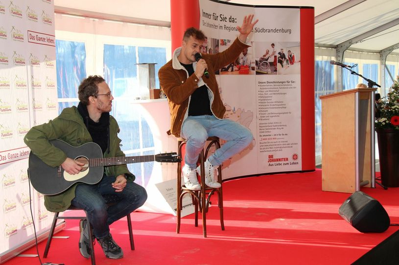 Alexander Knappe sorgte für den musikalischen Rahmen.