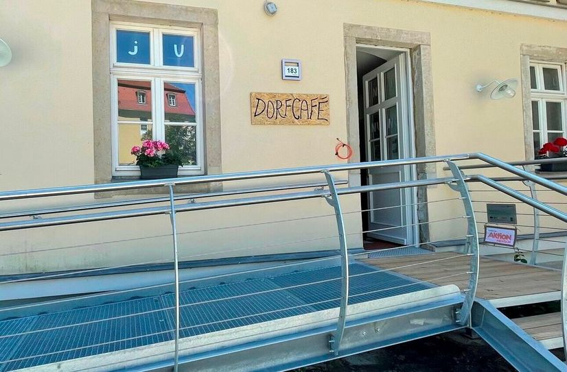 Das Dorfcafé am Mittelhof 183.  Foto: T. Keil