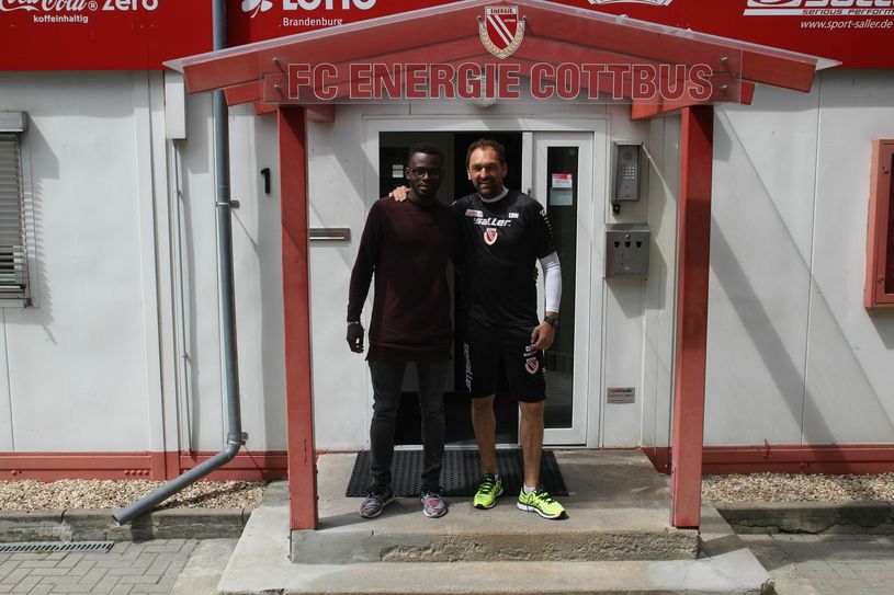 Kevin Weidlich (li.) und Trainer Pele Wollitz. Foto: FC Energie Cottbus
