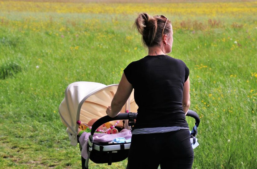 Der Kinderwagen-Konvoi soll auf das Engagement der Dresdner Tageseltern aufmerksam machen.