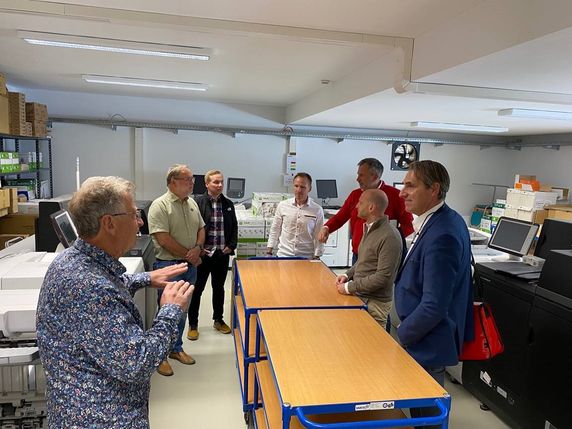 V.l.: Wolfgang Paulitz, Ralf Michael Rackwitz, Sacha Krautz, Robert Krautz, OB Tobias Schick, Daniel Paulitz, Tim Berndt (EGC)
