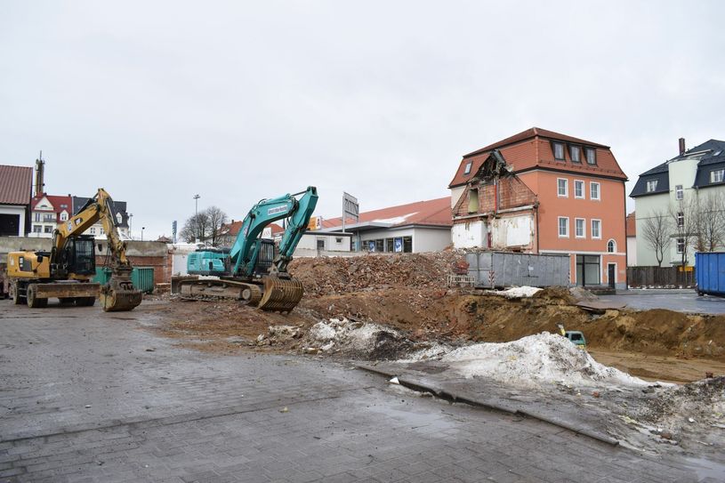 Die Abrissarbeiten am Husarenhof dürfen fortgeführt werden. Foto: spa