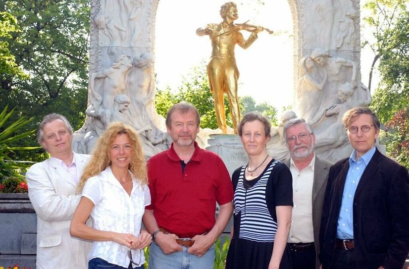 Das Ensemble Cappella Musica ist am 17. Juni im Dahliengarten an der Marienkirche in Zaue zu erleben.