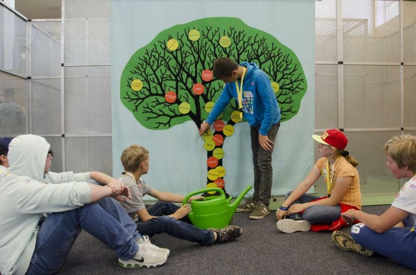 ...und Schatzsuche im Labyrinth. Bei „komm auf Tour“, einem Projekt zur Berufsorientierung, werden alle Sinne angesprochen. Foto: Sinus – Büro für Kommunikation GmbH