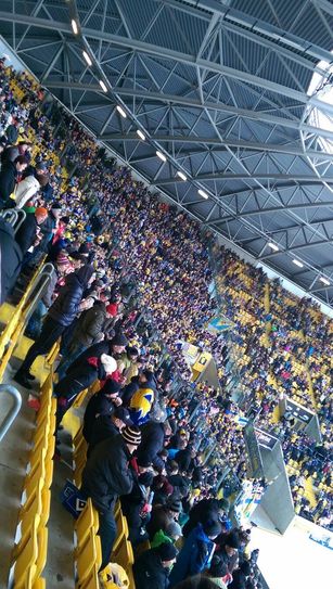 Über 31.000 Fans sahen das Spiel. Foto: Hache