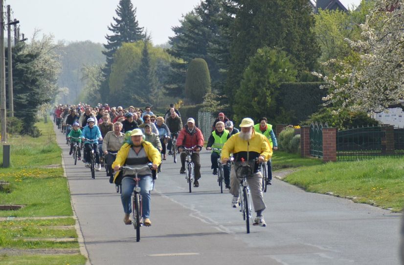 Beim Anradeln in Guben geht es gemeinsam auf Tour.