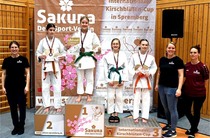 Nina Apitz von SAKURA Spremberg wurde in der Altersklasse U14 als beste Technikerin ausgezeichnet.