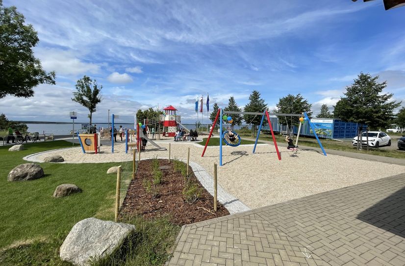 Der neue Spielplatz am Seestrand in Lieske ist freigegeben.