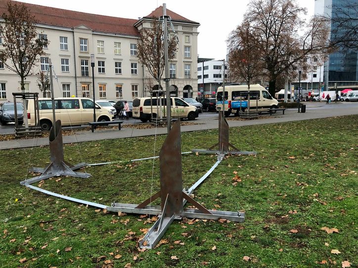 Lichtkunstaktion und Belebung der Innenstadt.