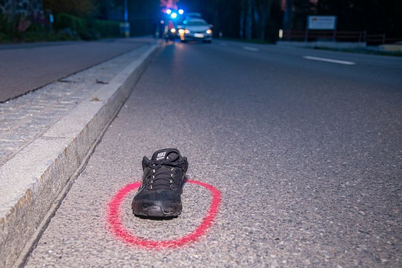 Die Polizei sicherte die Unfallstelle bis 7 Uhr morgens ab.