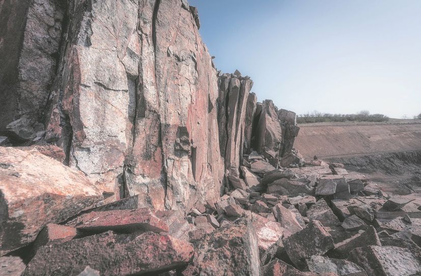 Andesit entstand vor rund 300 Millionen Jahren aus geschmolzenem vulkanischem Gestein.
