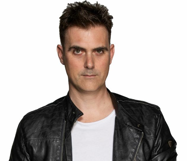 Der Neu-Radeberger Thomas Rodenbach ist mit seiner Musik derzeit auch in den Charts zu finden. Foto: PR