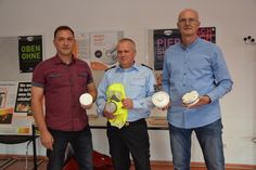Tino Gasch, Carsten Deckert und Uwe Benusch (v.l.) schilderten zum Aktionstag, warum Rauchmelder in jeden Haushalt gehören.