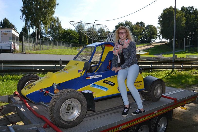Auf einem vorderen Platz bei den Junioren liegt derzeit die 18-jährige Jasmin Meile. Nach zwei zweiten Plätzen in den Vorjahren will sie beim Heimrennen nun dringend benötigte Punkte für den ersten Meistertitel holen. Foto: Kerstin Kunath