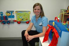 Isabel Düngefeld arbeitet tagsüber in der Verwaltung und hilft in ihrer Freizeit dem Verein MitGefangen e.V. Foto: Pohl