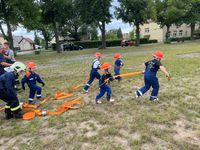 Zum Löschangriff Nass der Kinder-und Jugendfeuerwehr starten vier Mannschaften am Samstag.