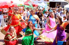 Indische Tänze und Traditionen: Das präsentiert die Tanzgruppe Sanskriti beim diesjährigen Markt der Kulturen auf dem Obermarkt in Pirna.