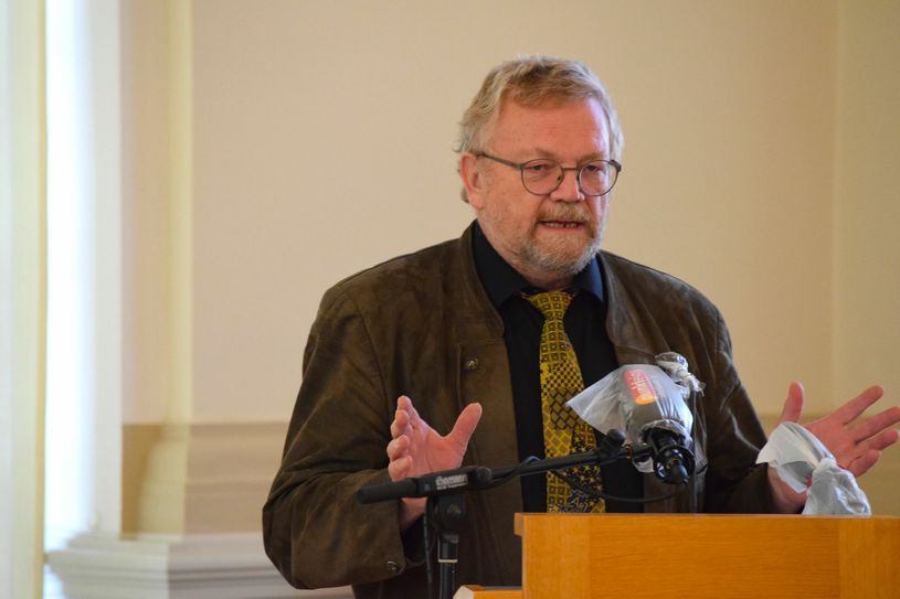 Der Geschäftsführer der Oberlausitz-Kliniken, Rainer E. Rogowski, plant Kühlcontainer für seine Häuser anzuschaffen. Foto: spa