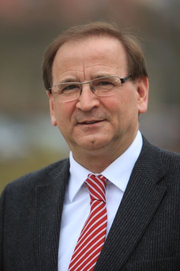 Bürgermeister Jürgen Opitz wendet sich an die Heidenauer.